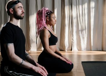 Mindfulness Meditation: Techniques and Benefits for Everyday Life