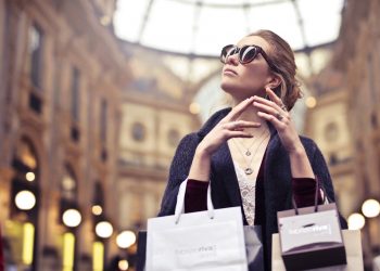 Top 10 Must-Visit Shopping Destinations Around the World