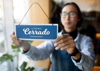 Creating Custom Signboards: A Comprehensive Guide to Bord Maken Met Eigen Tekst